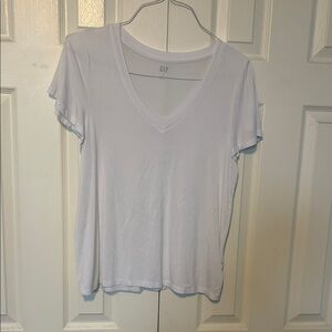 GAP Women's Light White V-Neck Short Sleeve Tee